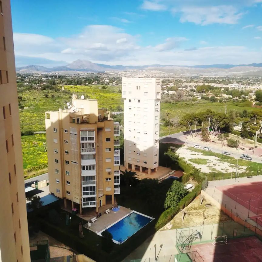 El Campello - Photo 1