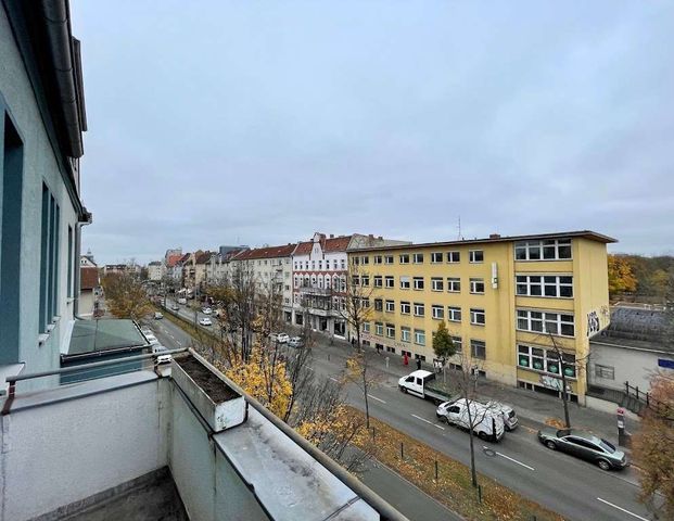 gut geschnittene 2-Zimmer Wohnung mit Balkon in Berlin Reinickendorf! - Foto 1