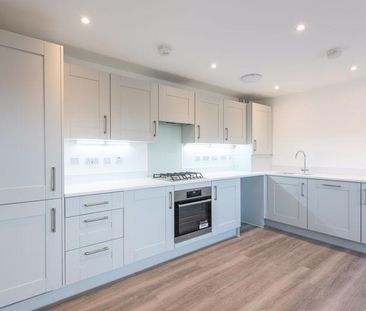 2 bedroom maisonette to rent - Photo 4