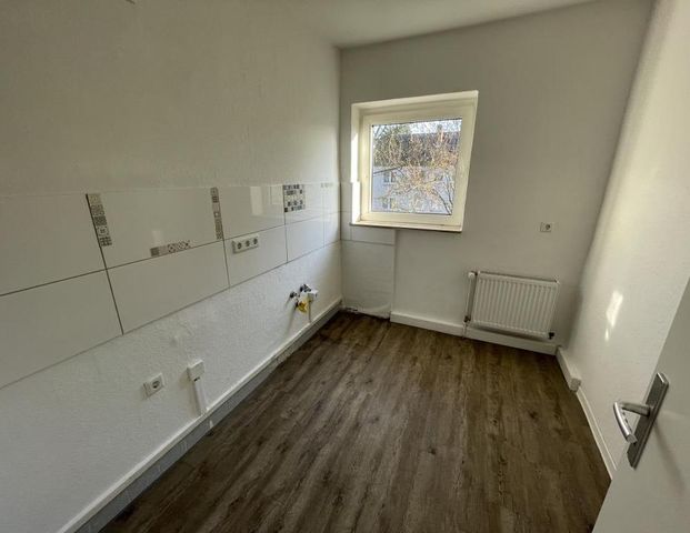 Für Jung und Alt! 3- Zimmer-Wohnung mit Balkon! - Foto 1