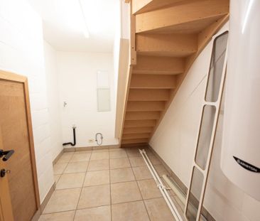 Ruim duplex appartement met terras en garage in centrum Zulte! - Photo 3