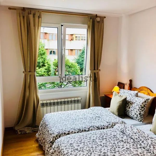 Alquiler de piso en Avenida de José Manuel Palacio Álvarez, 44 - Photo 1