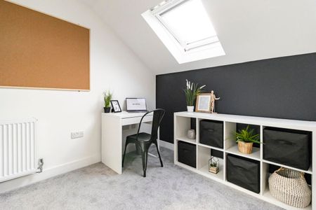 Montgomerie #80 - Photo 3