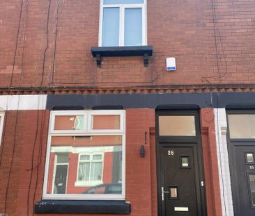 2 bedroom terraced house to rent - Photo 4