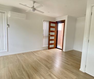 MODERN 2 BED 1 BATH GRANNYFLAT - Photo 4