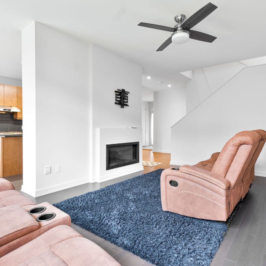 For Lease - 532 Tenor Ridge, Blossom Park - Airport and Area, Ontario - Photo 1