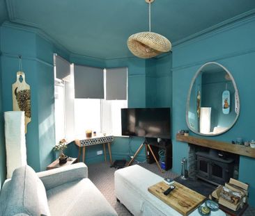 3 bedroom terraced house to rent - Photo 2
