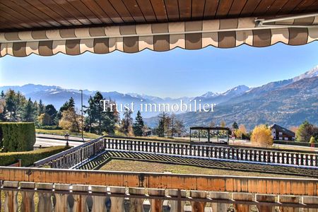 3008. Year-round rental. Fully renovated apartment. - Photo 2