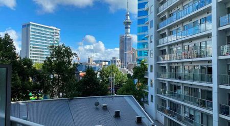 Furnished 2 Bedroom Queen Street Apartment - Photo 4