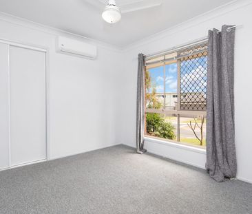 Open and Spacious Family Home! - Photo 4