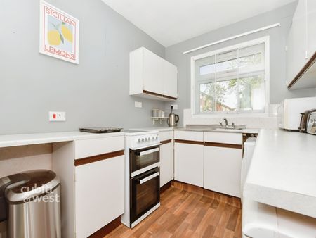 1 bedroom apartment to rent - Photo 2