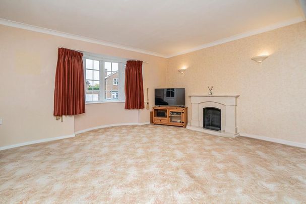 4 bedroom detached house to rent - Photo 1