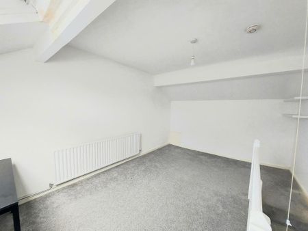 3 bedroom terraced house to rent - Photo 4