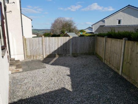 2 bedroom end of terrace house to rent - Photo 5