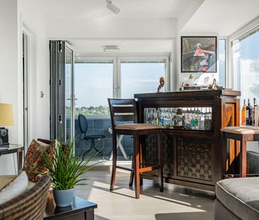 2 Bed Flat, Somerset House, SW19 - Photo 3