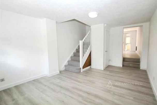 2 bedroom house to rent - Photo 1