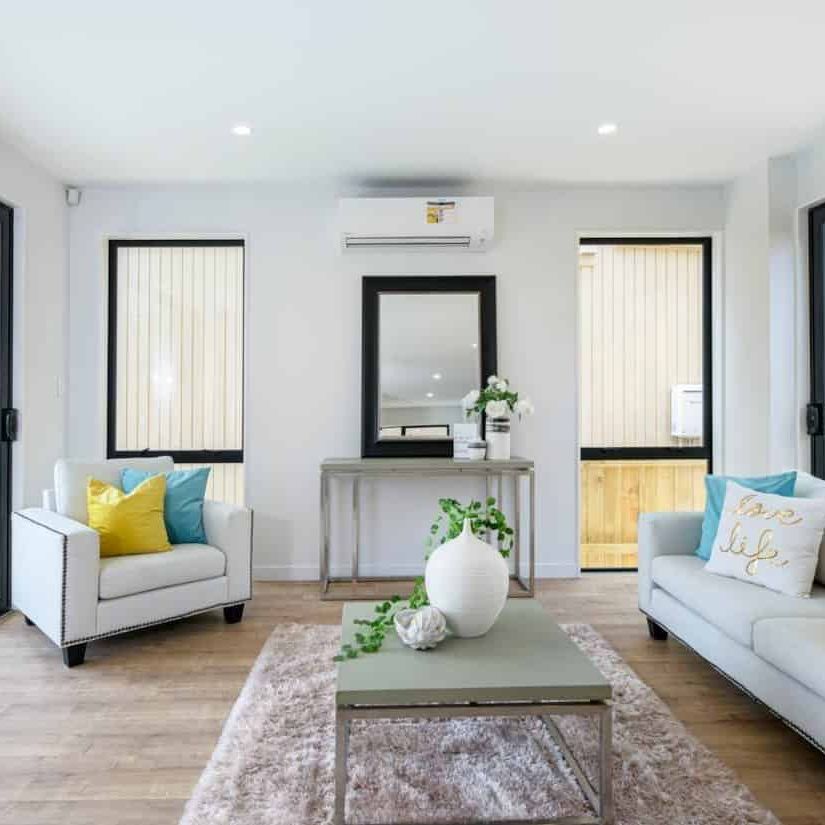 Designer Living - Premium Coastal Location - Photo 1