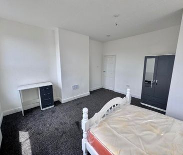 2 Bed Flat, Hartley Road, NG7 - Photo 6