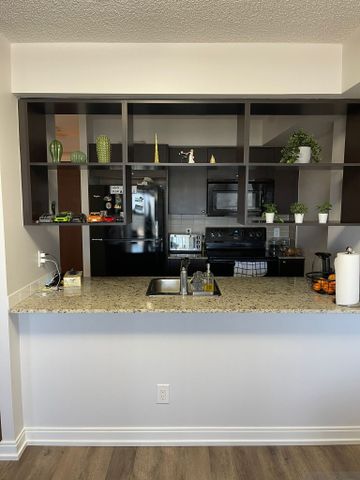 For Lease - 181 Village Green Square Unit# 812, Toronto, Ontario - Photo 2