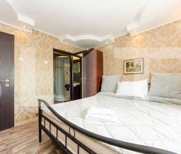 Apartament de top! Mobilier si finisaje de lux, 4 camere, 98 mp! - Fotografie 2