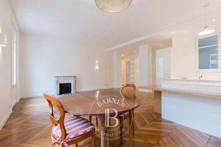 Tout savoir sur cet appartement dans le quartier Invalides, à Paris 7ème - Photo 3