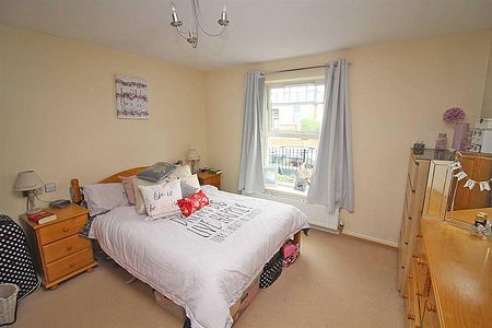 South Glamorgan, 8 Waungron Road, CF5 2JJ, Cardiff - Photo 3