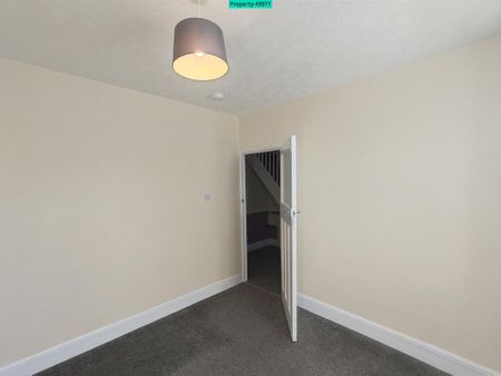 3 bedroom terraced house to rent - Photo 5