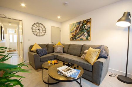 5 bedroom terraced house to rent - Photo 2