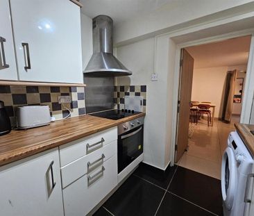 1 bedroom flat to rent - Photo 3