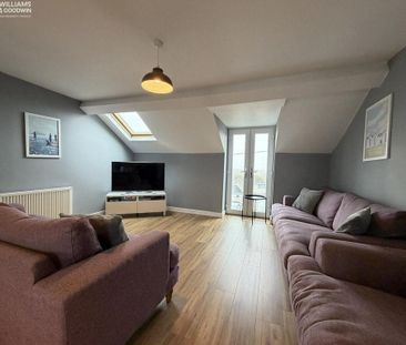 4 bedroom end of terrace house to rent - Photo 6
