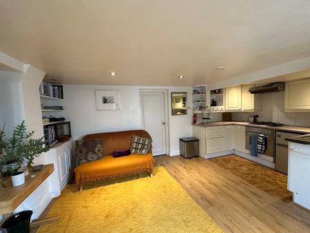 1 Bed Terraced House, Waller Road, SE14 - Photo 3