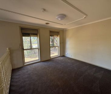 Please contact catie@sweeneyea.com.au for private inspections. - Photo 4