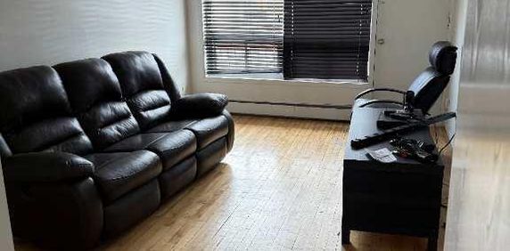 5 1/2 TRÈS BIEN SITUÉ À SAINTE-FOY DISPONIBLE 1e avril - Photo 2