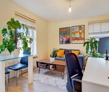 Holloway Road, London - Photo 2