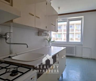 Pronájem pěkného bytu 2+1 s příjemným výhledem, šatnou a 2x balkon,... - Photo 5