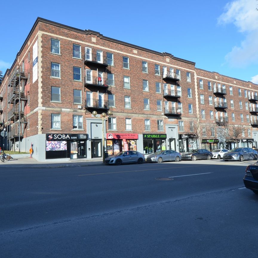Condo for rent, Montréal (Côte-des-Neiges/Notre-Dame-de-Grâce) - Photo 1