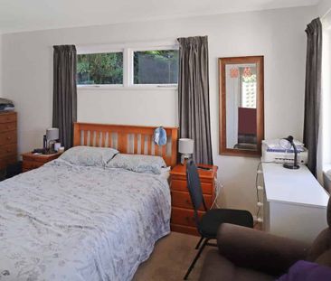 Stokes Valley Living - Photo 3