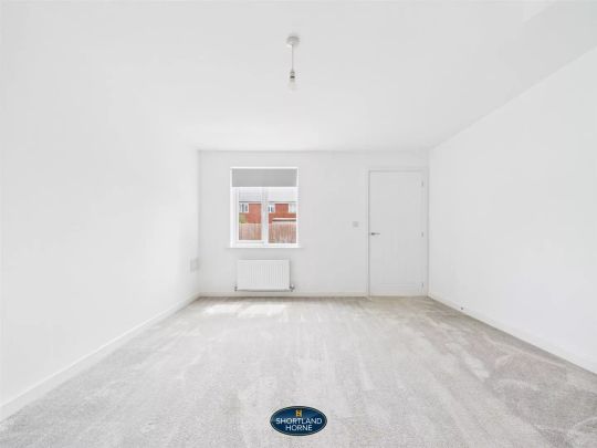 Dennis Davison Place, Banner Brook Park, Coventry - Photo 1