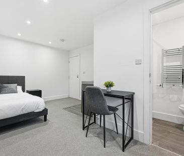 1 bedroom house of multiple occupation to rent - Photo 3