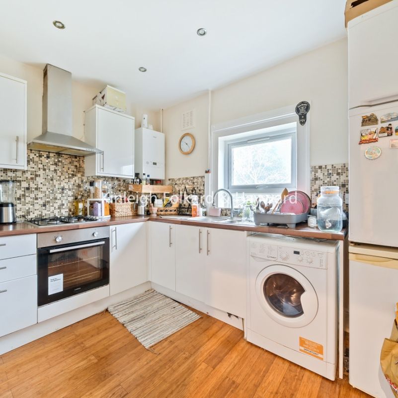 Granville Park, London, SE13 - Photo 1