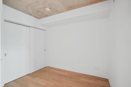 For Lease - 2720 Dundas Street Unit# 302, Toronto, Ontario - Photo 4
