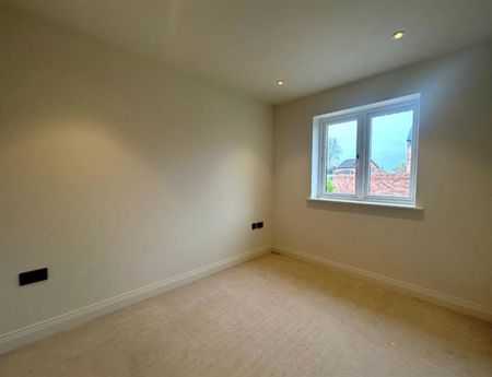 4 Bedroom Detached To Let - Photo 5
