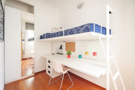 Glorieta de Ruiz Giménez, Madrid, Community of Madrid 28015 - Photo 2