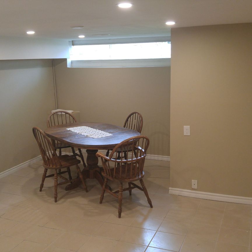 For Lease - 31 Bailey Crescent Unit# Lower, Aurora, Ontario - Photo 1