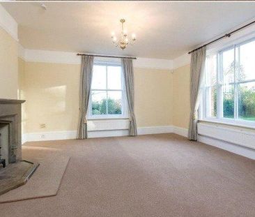 5 bedroom detached house to rent - Photo 3