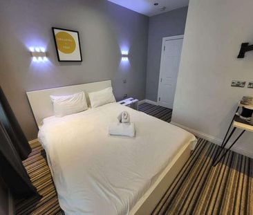 High Town Road, Luton, LU2 - Photo 2