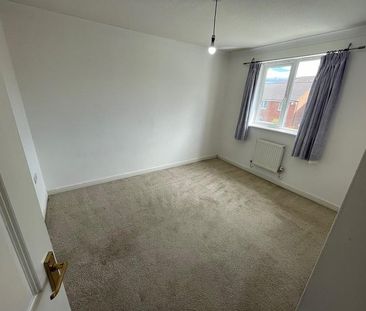 3 bedroom semi-detached house to rent - Photo 6