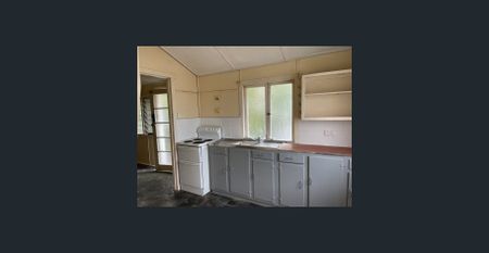 Walking Distance to Stones Corner - Photo 4