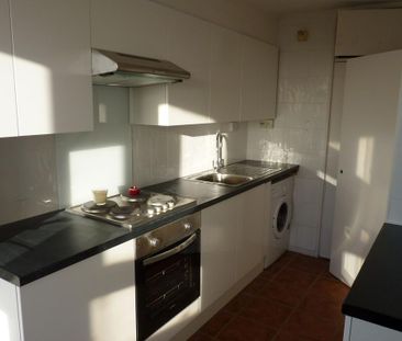 2 bedroom property to rent - Photo 3