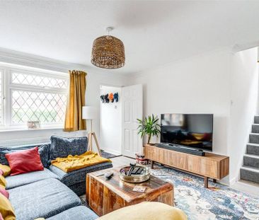 3 bedroom detached house to rent - Photo 4